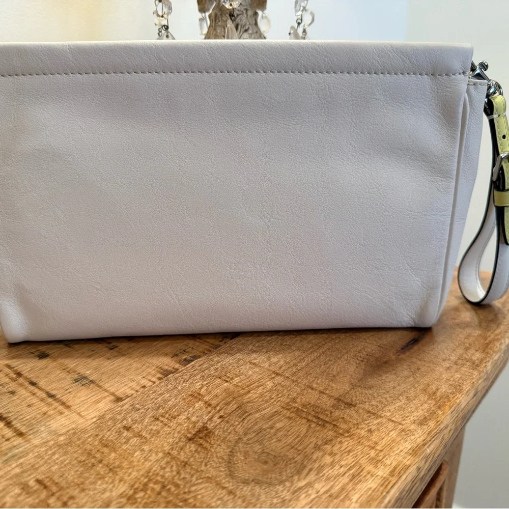 Coach Two-Tone Yellow and White Clutch. New without Tags. - Picture 2 of 4